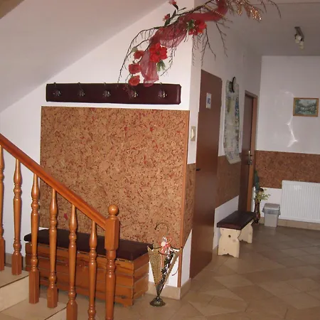 Apartment Goscinne Janosik,