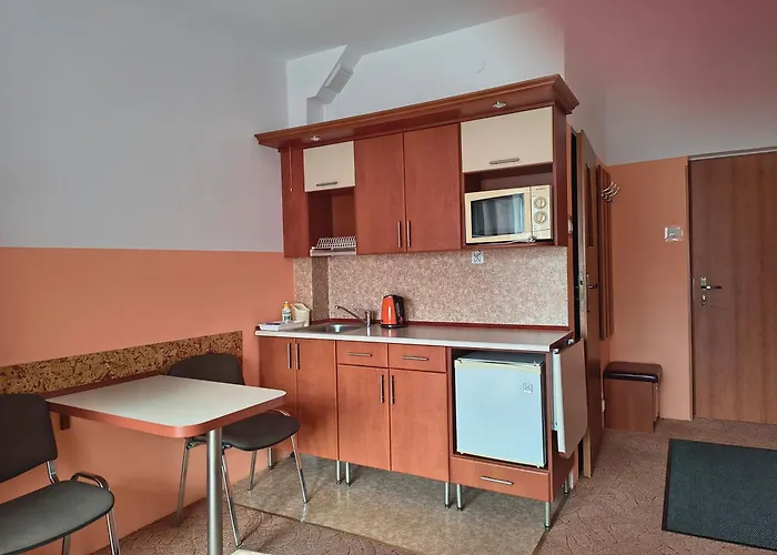 Goscinne Janosik, Apartament *